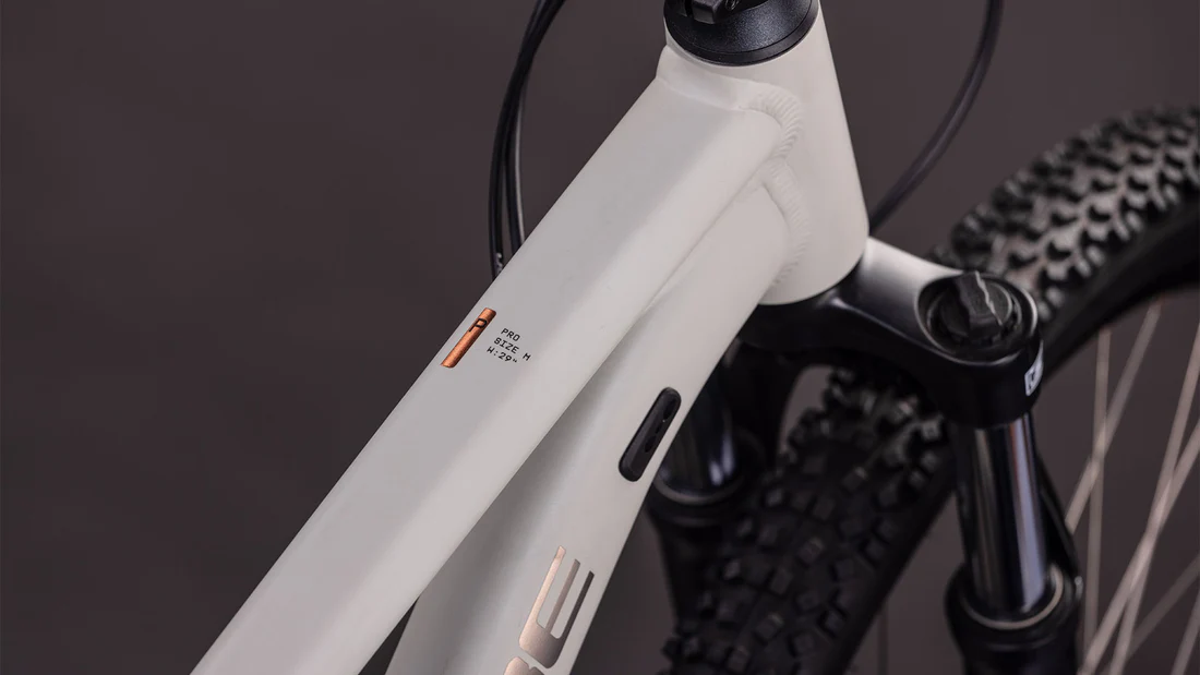 Cube Aim Pro (2026) | 27,5/29 Zoll MTB Hardtail | greige´n´titan – Bild 16