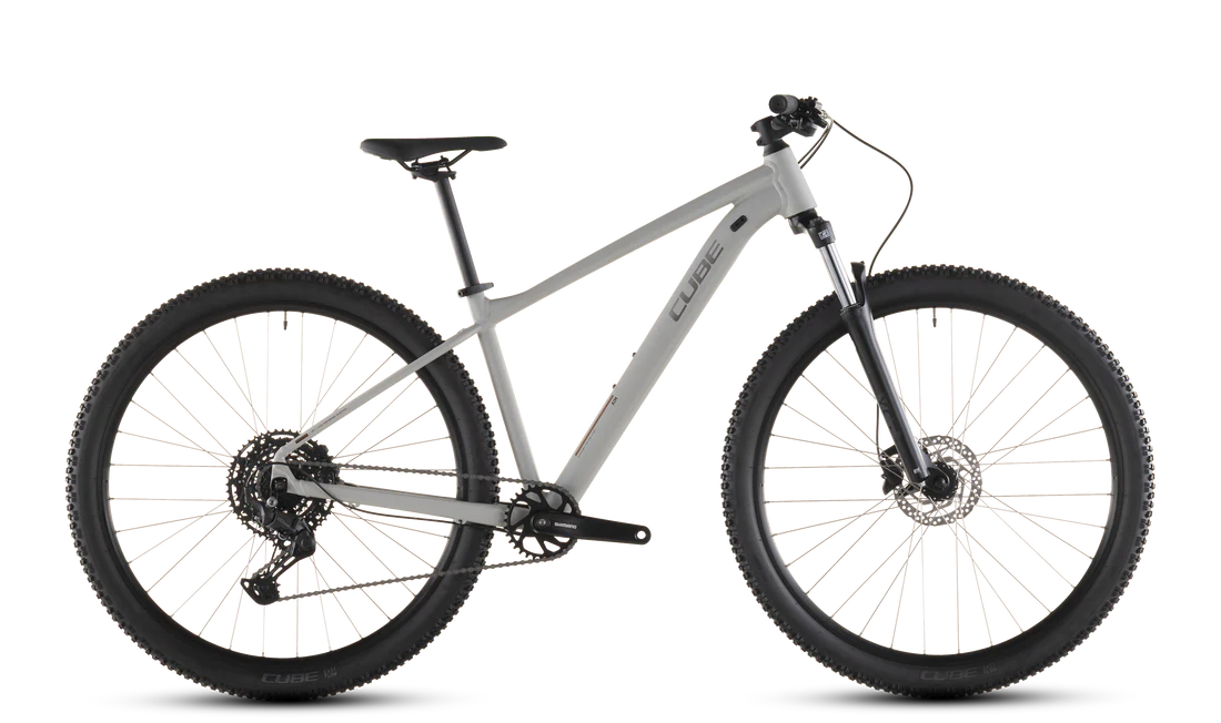 Cube Aim Pro (2026) | 27,5/29 Zoll MTB Hardtail | greige´n´titan
